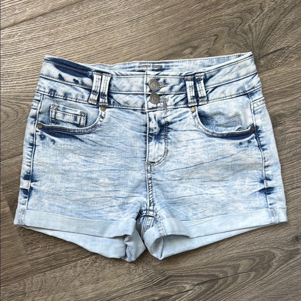 Blue Spice Juniors Light Blue Denim Shorts